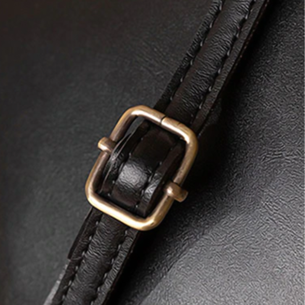 Marivelle Retro Kiss-Lock Bag – A Vintage-Inspired Statement for Modern Days