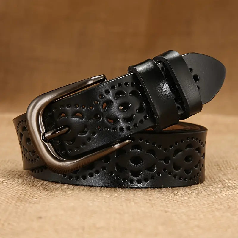 Pure classic - an exquisite ladies' belt made by master craftsmen