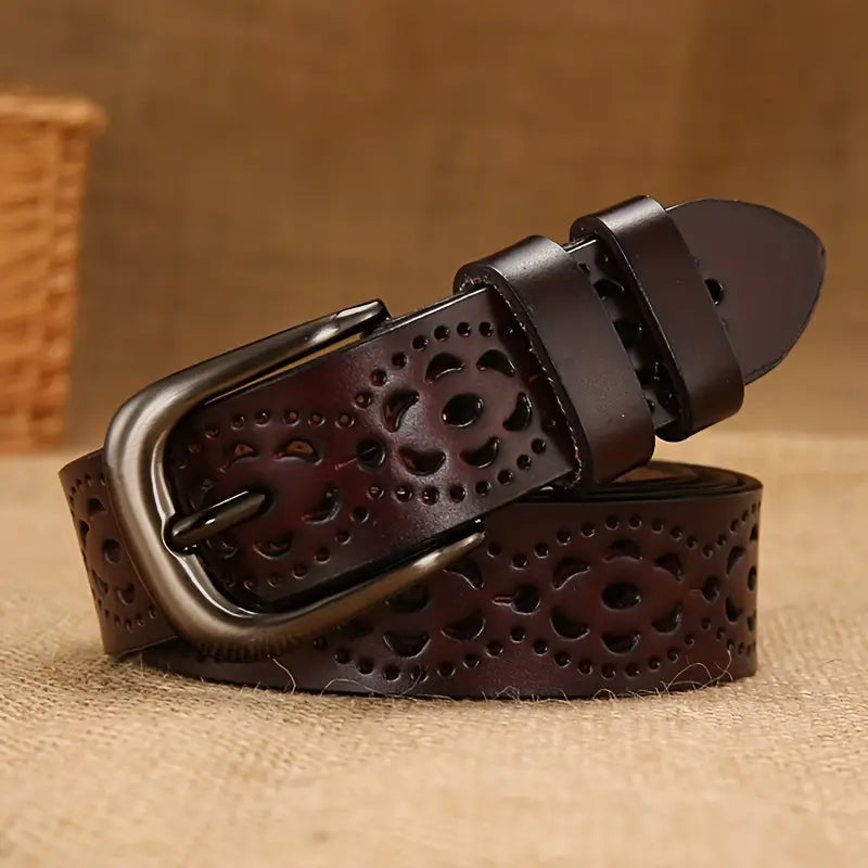 Pure classic - an exquisite ladies' belt made by master craftsmen