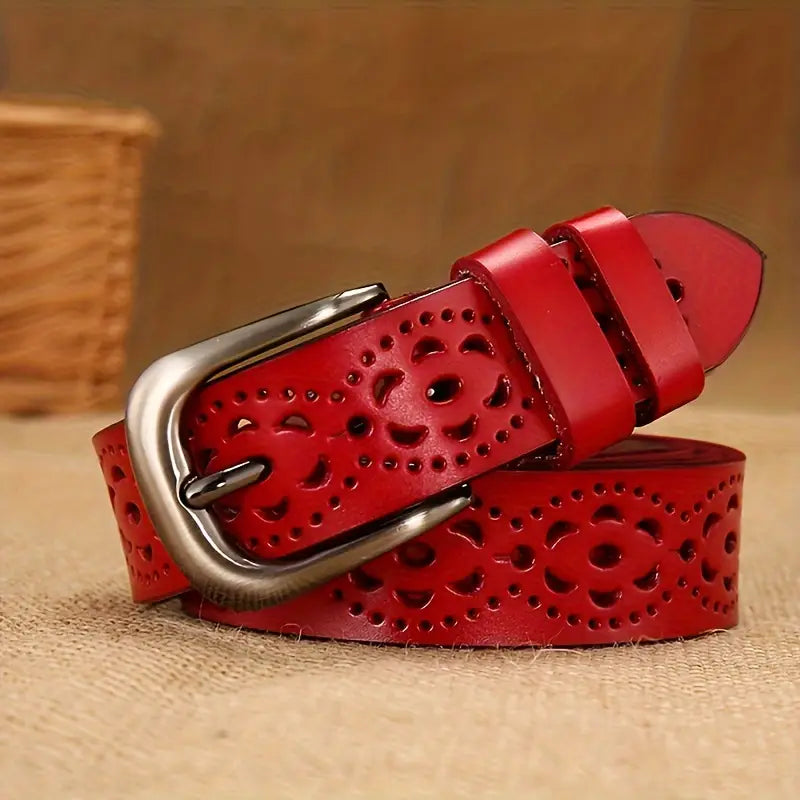 Pure classic - an exquisite ladies' belt made by master craftsmen